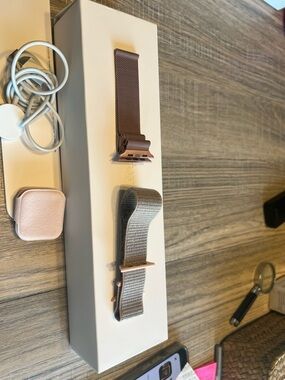 Apple Rose Gold Smartwatch Bands with Charging Cable